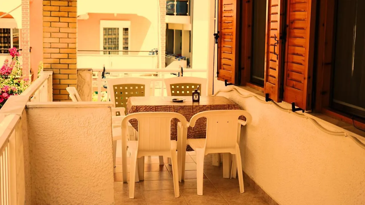 Maria Dimis House Hotell Sarti 0*,